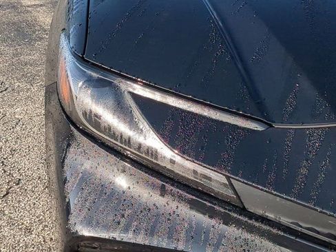 Used 2025 Toyota Camry LE image 9