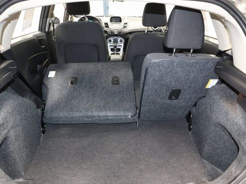 Certified 2019 Ford Fiesta SE image 12