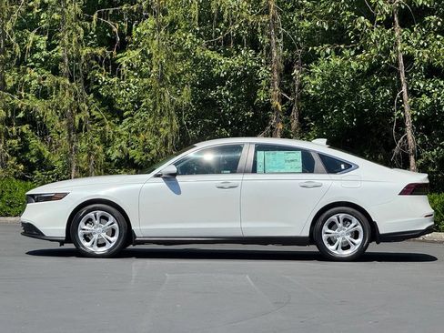 New 2026 Honda Accord LX image 3