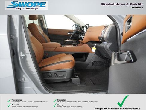 New 2025 Nissan Pathfinder Platinum image 10