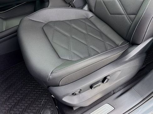 New 2026 Volkswagen Atlas SE image 19