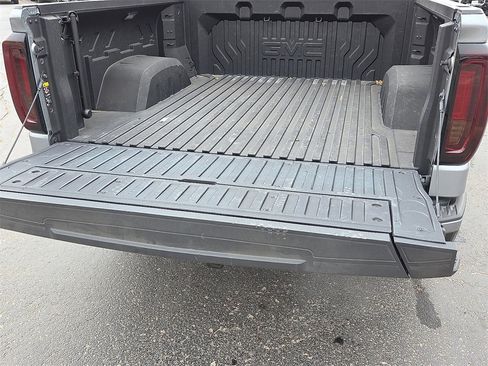 Used 2025 GMC Sierra 1500 Denali Ultimate image 15