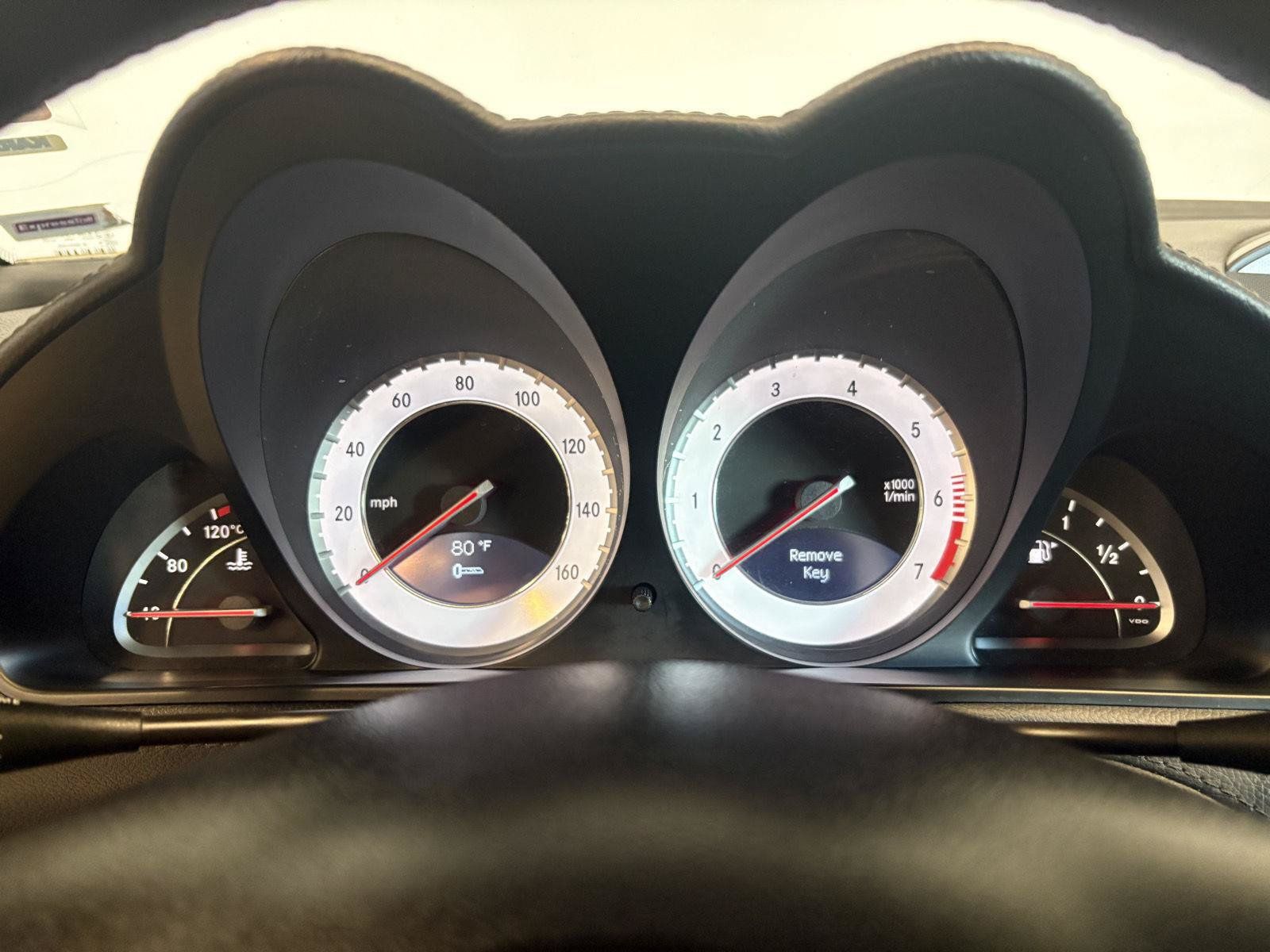 Used 2009 Mercedes-Benz SL 550 image 16