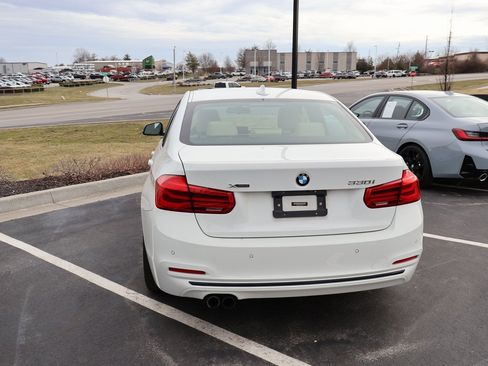 Used 2017 BMW 330i xDrive Sedan image 13