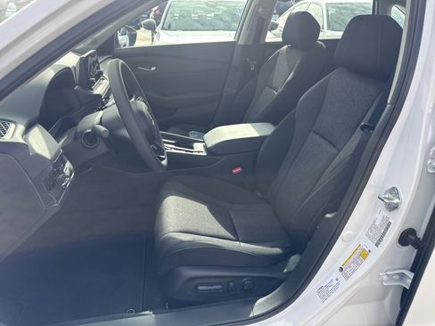 New 2025 Honda Accord SE image 14