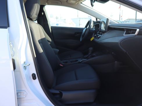 Used 2024 Toyota Corolla LE image 12