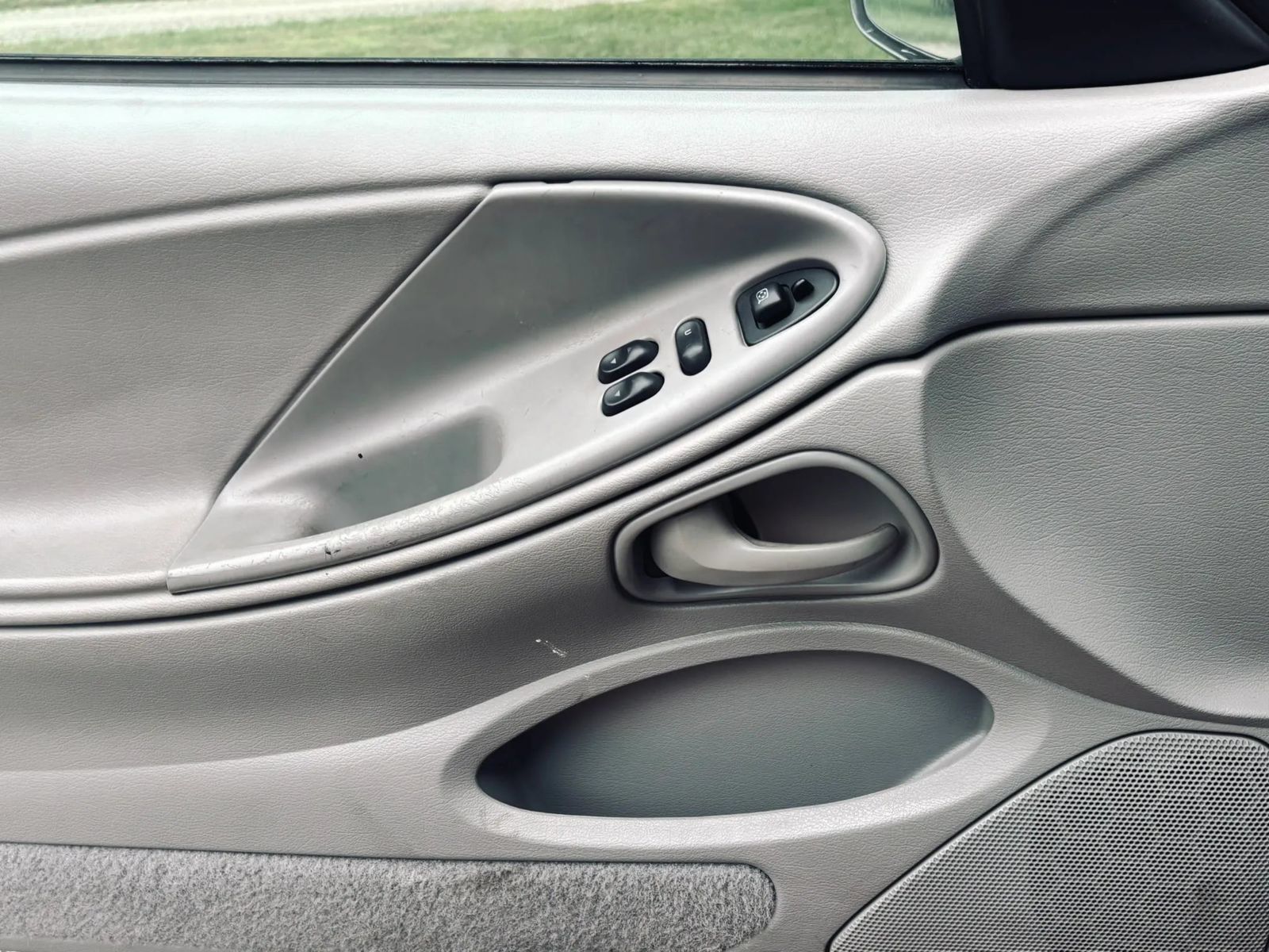 Used 1997 Ford Mustang Coupe RWD image 23
