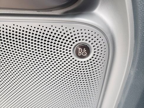 New 2025 Ford Maverick Lariat w/ Black Appearance Package image 24