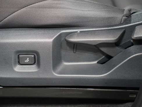 Certified 2025 Toyota Tacoma SR5 RWD image 34