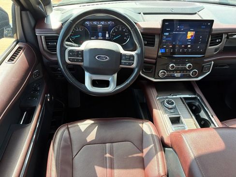 Used 2024 Ford Expedition Max Limited RWD image 22