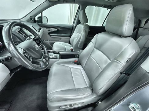 Used 2019 Honda Pilot Touring image 20