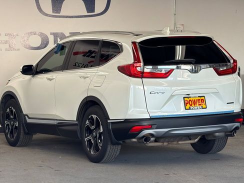 Used 2018 Honda CR-V Touring image 5