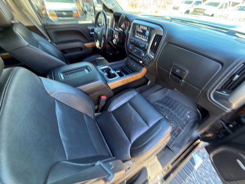 Used 2019 Chevrolet Silverado 3500 LTZ w/ Duramax Plus Package image 20