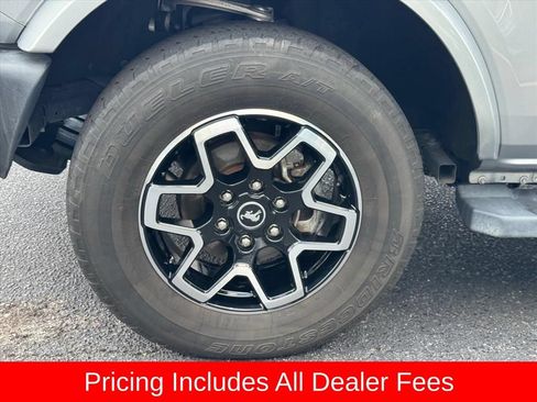 Used 2023 Ford Bronco Outer Banks AWD/4WD image 9