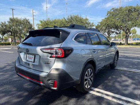 Used 2021 Subaru Outback Premium AWD/4WD image 7