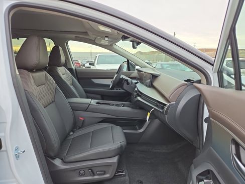 New 2026 Nissan Murano Platinum w/ Cargo Package AWD/4WD image 15