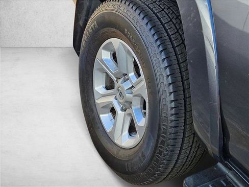 Used 2019 Toyota 4Runner SR5 image 6