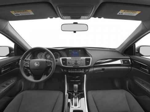Used 2017 Honda Accord LX image 4