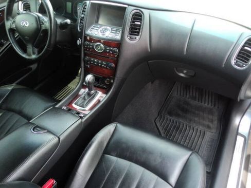 Used 2016 INFINITI QX50 AWD image 9