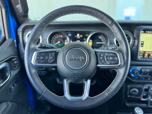 Used 2021 Jeep Wrangler Unlimited Sahara w/ Cold Weather Group image 4