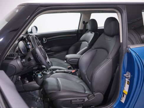 Used 2023 MINI Cooper S image 7