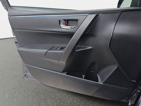 Used 2014 Toyota Corolla LE Premium w/ Driver Convenience Package image 27