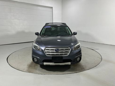 Used 2016 Subaru Outback 3.6R Limited AWD/4WD image 17