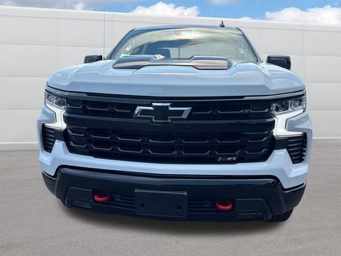 Used 2025 Chevrolet Silverado 1500 LT Trail Boss w/ Convenience Package II AWD/4WD image 11