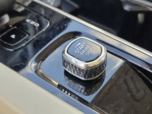 Used 2023 Volvo XC90 B6 Plus w/ Protection Package Premier image 30