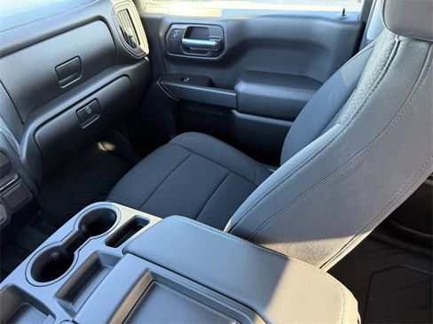 Used 2020 Chevrolet Silverado 1500 Custom w/ Custom Value Package image 16