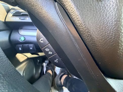 Used 2016 Honda CR-V LX image 52