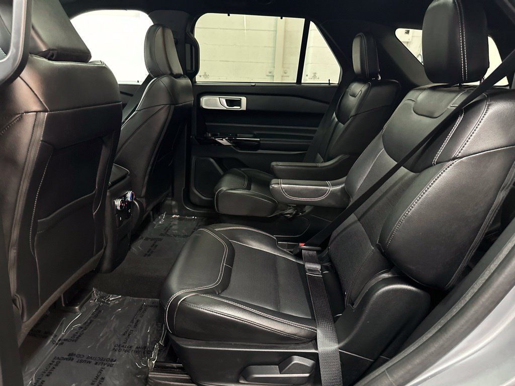 Used 2024 Ford Explorer ST w/ Equipment Group 401A AWD/4WD image 21