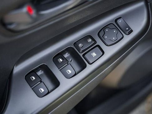 Used 2021 Hyundai Kona SE w/ Cargo Package image 31