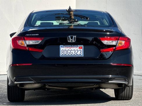 Used 2018 Honda Accord LX image 5