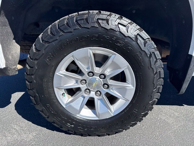 Used 2020 Chevrolet Silverado 1500 LT w/ Fleet Comfort Package AWD/4WD image 9