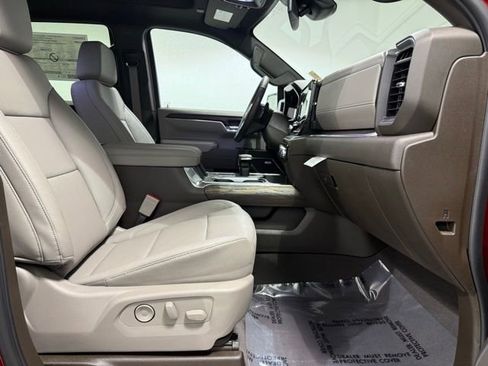 New 2026 GMC Sierra 1500 SLT w/ SLT Premium Package image 28