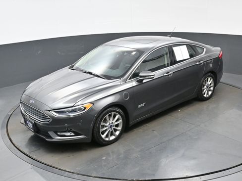 Used 2017 Ford Fusion Energi SE image 34