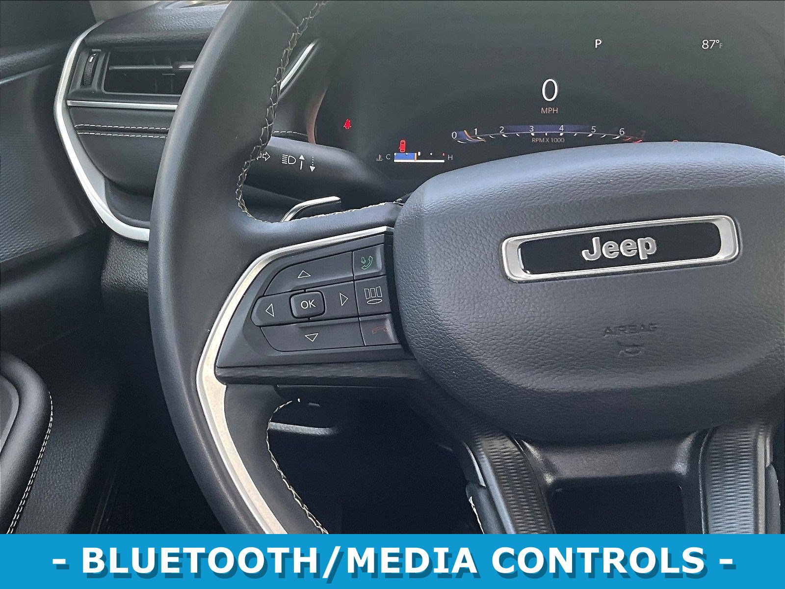 Used 2024 Jeep Grand Cherokee L Laredo AWD/4WD image 11