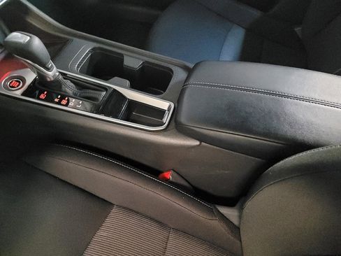 Used 2025 Nissan Sentra SV image 26