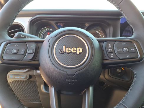 Used 2025 Jeep Wrangler Unlimited Sport S 4xe AWD/4WD image 16