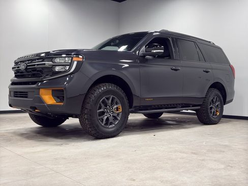 New 2026 Ford Expedition Tremor image 4
