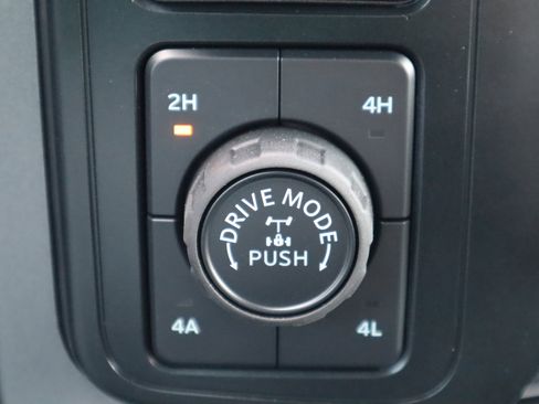 New 2025 Ford F150 Lariat w/ Equipment Group 502A High image 24