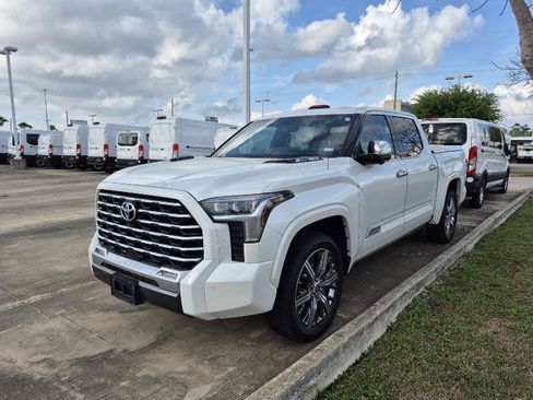 Used 2023 Toyota Tundra Capstone image 1