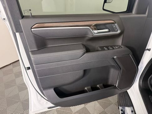 Used 2025 Chevrolet Silverado 1500 RST w/ Protection Package AWD/4WD image 13