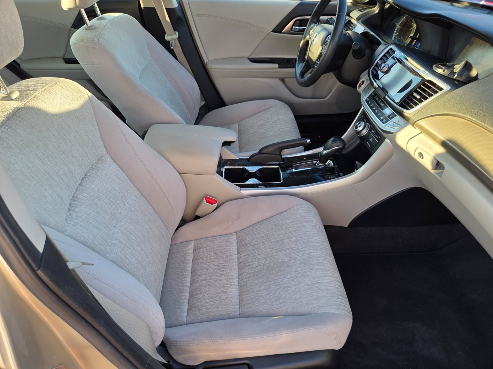 Used 2014 Honda Accord Plug-In Sedan image 15