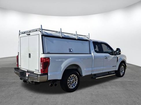 Used 2022 Ford F250 XLT w/ XLT Premium Package image 4