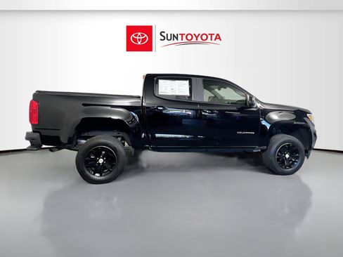 Used 2021 Chevrolet Colorado LT image 2