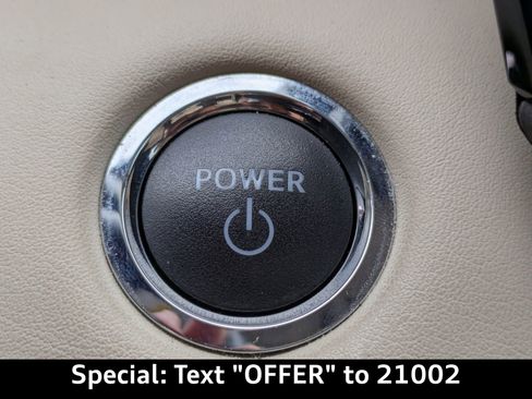 Used 2023 Toyota Highlander Limited image 35