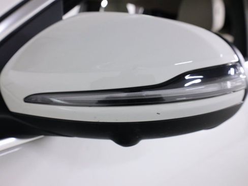 Certified 2023 Mercedes-Benz GLA 250 4MATIC w/ Premium Package image 57