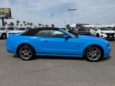 Used 2013 Ford Mustang GT Premium w/ Brembo Brake Pkg RWD image 8